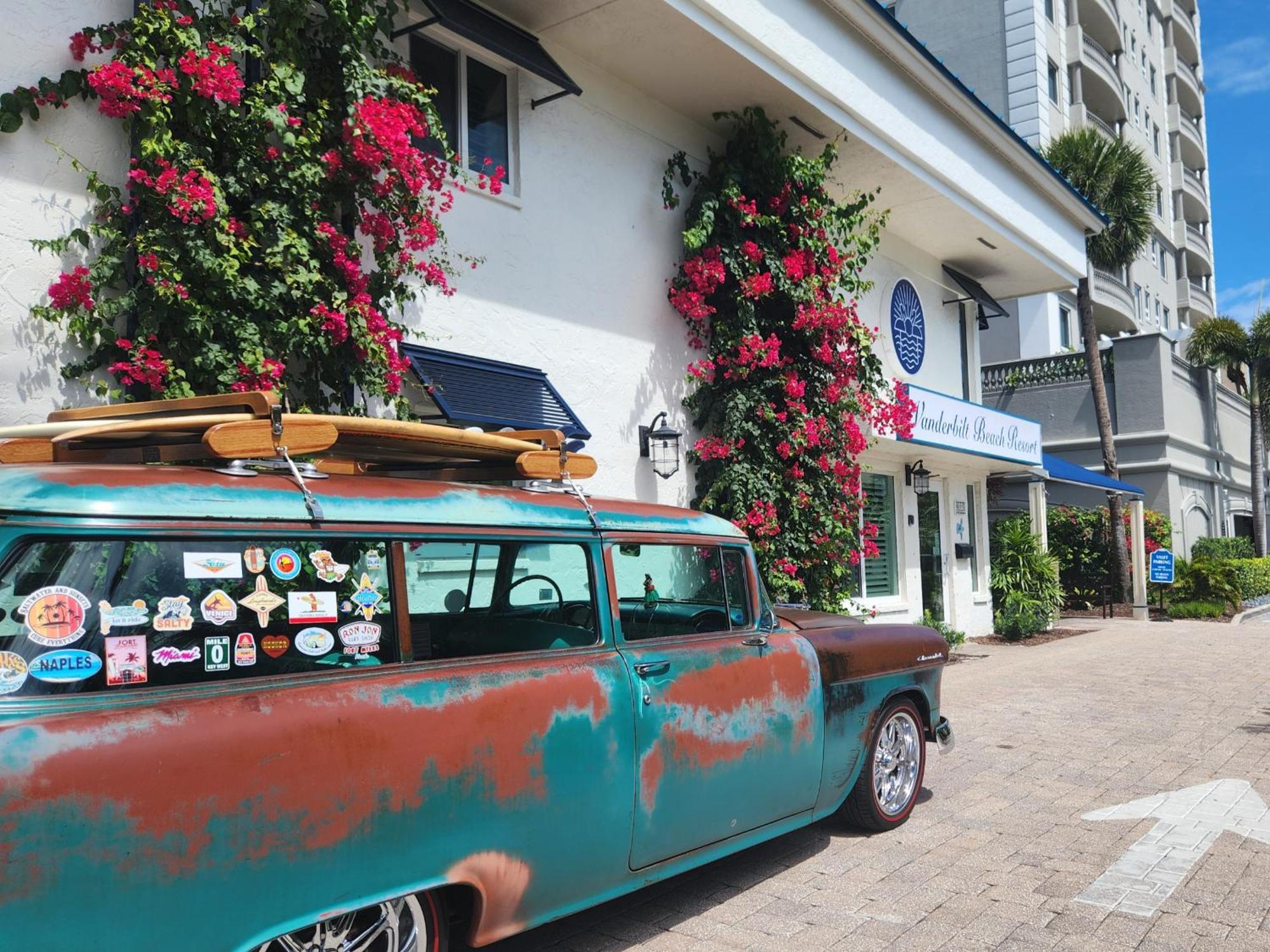 Vanderbilt Beach Resort Naples Exterior photo