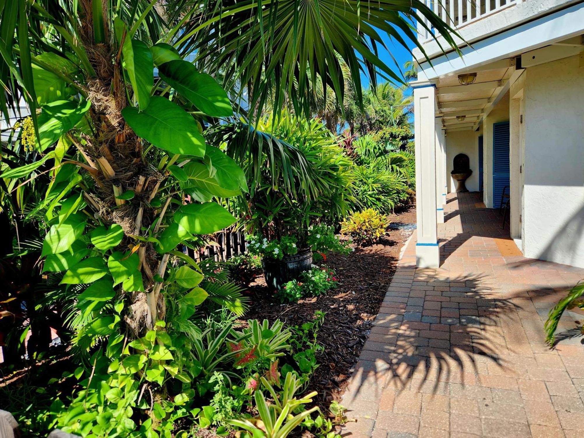 Vanderbilt Beach Resort Naples Exterior photo